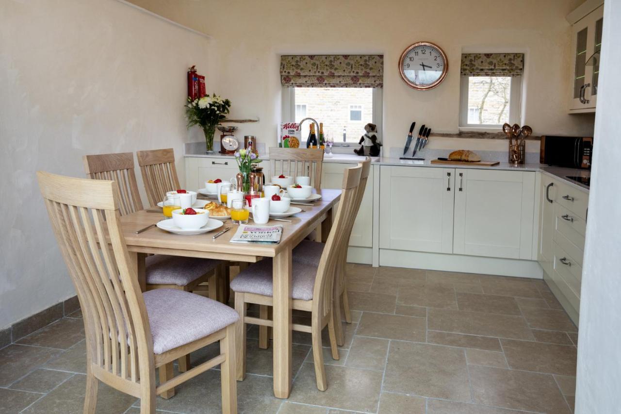 Thirley Cotes Farm Cottages Scarborough Exterior photo